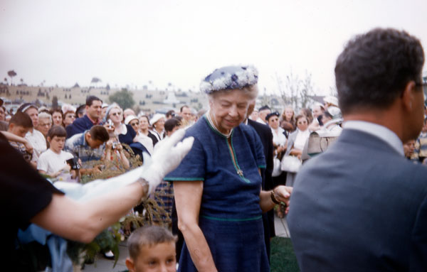 Eleanor Roosevelt at Woodbridge Cemetery