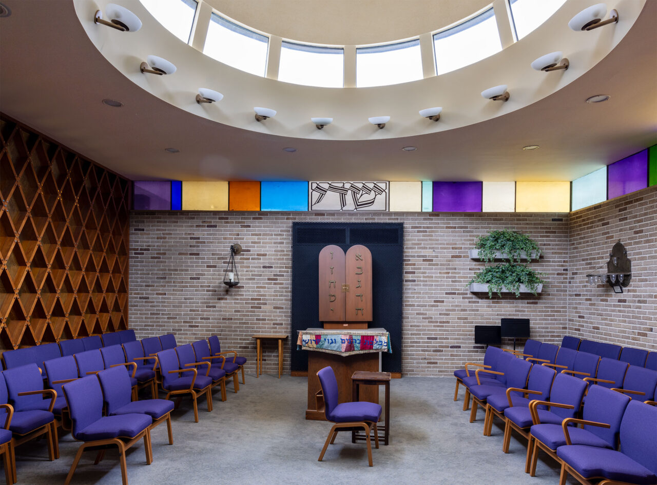 Chapel in Temple Beth El